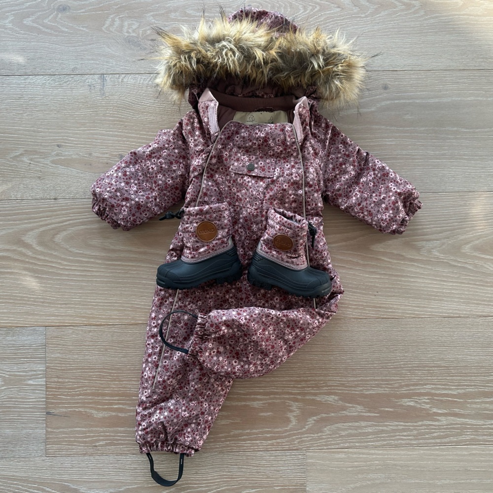 Kuling Milano Floral Snow Coverall Snowsuit (euro 80cm) + snow boots (euro 21)